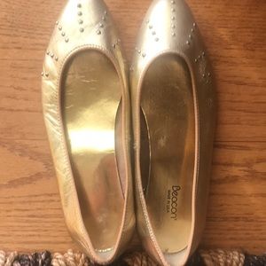 Gold 8.5 flats